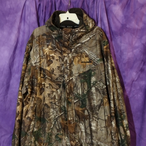 Men's Real Tree Camouflage jacket - Picture 1 of 2